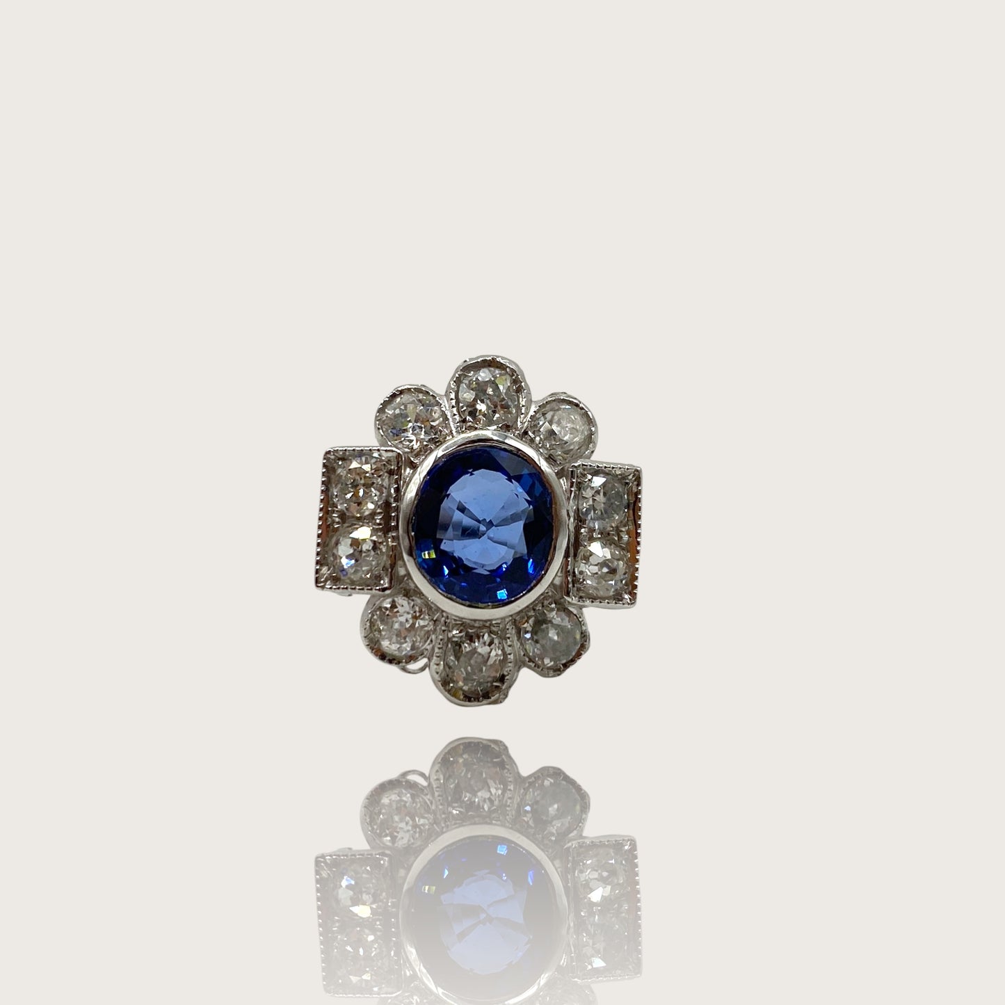 Anello Art Déco con zaffiro Ceylon