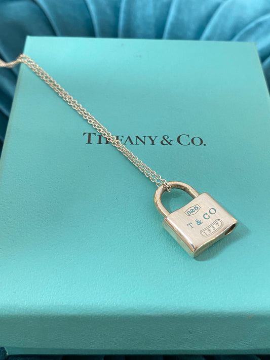 Collana con lucchetto Tiffany & Co.