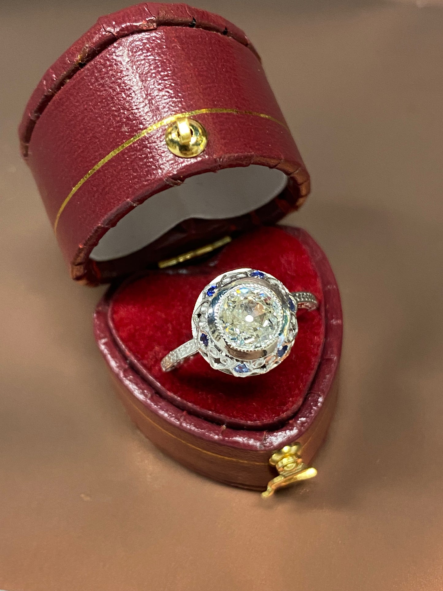 Anello solitario art Déco