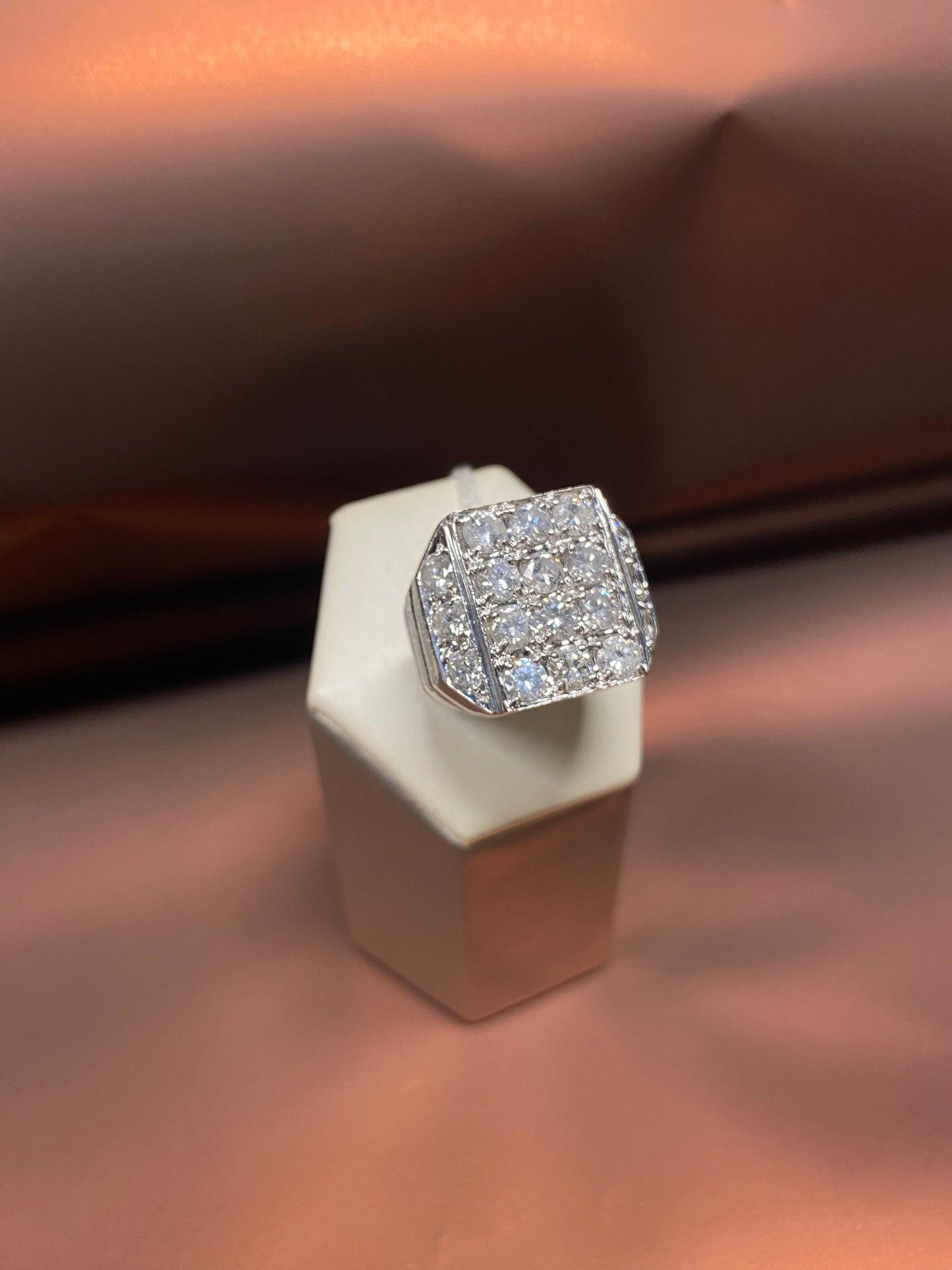 Anello pave’ di Diamanti
