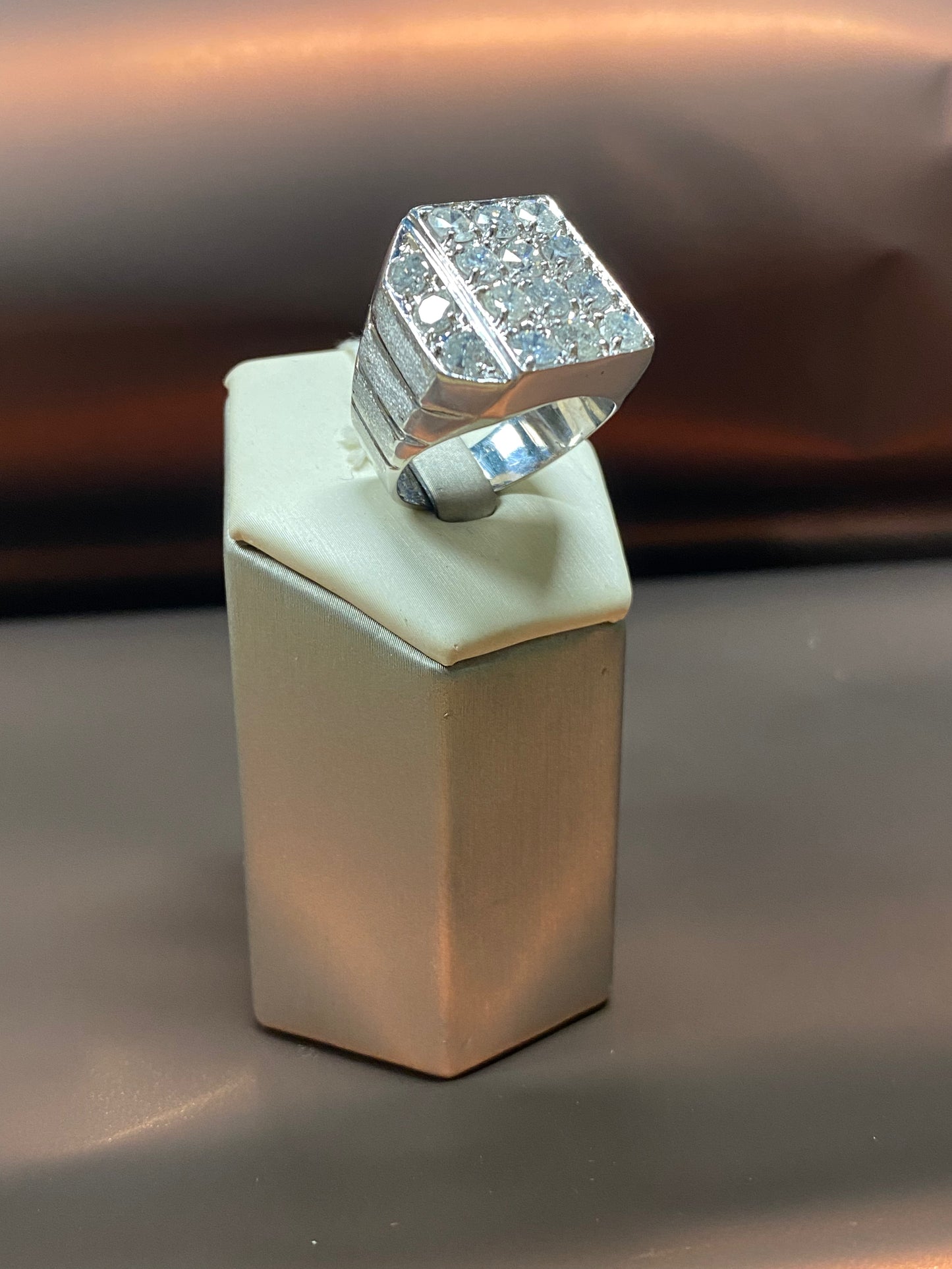 Anello pave’ di Diamanti